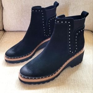 NWOT Dolce Vita Huey H2O Oxnyx Suede Studded Bootie